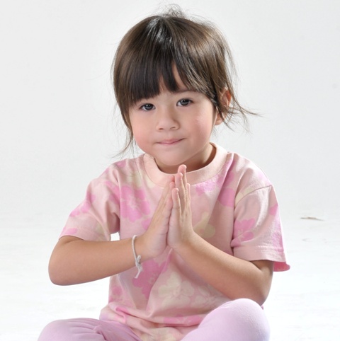 มารยาท 14 เรื่อง ที่ควรสอนลูก แล้วลูกจะมีแต่คนรักคนเอ็นดูไปจนโต