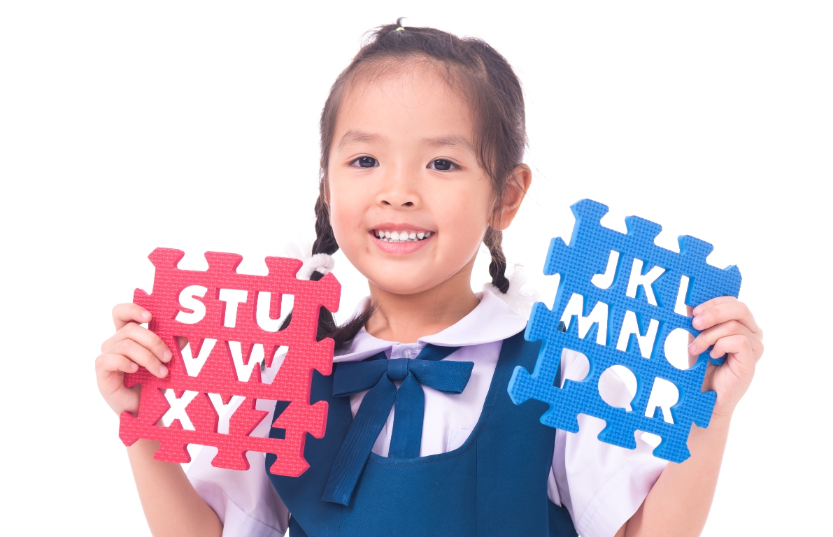 วัยเรียน, ภาษา, อ่านหนังสือ, เก่งภาษา, เรียนภาษา, พัฒนาการเด็ก