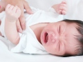 7 สาเหตุที่ลูกทารกมักตื่นมาตอนกลางดึก ร้องไห้โยเย