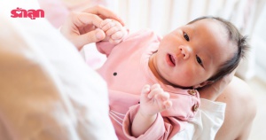 พัฒนาการทารกแรกเกิด 1 สัปดาห์แรก ทารกแรกเกิดมีพัฒนาการอย่างไรบ้าง