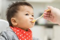 กรมอนามัยแนะ อาหารเด็กทารกวัย 6-12 เดือน ควรป้อนอย่างไร