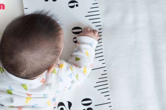 ตารางน้ำหนัก ส่วนสูง มาตรฐานตามอายุลูกแรกเกิด – 12 เดือน