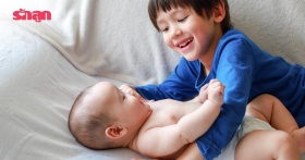 3 กิจกรรมเล่นกับลูกทารก แค่ขยับแขน ซ้าย-ขวา ก็พัฒนาสมองทารกแ ...