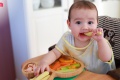 BLW สอนให้ลูกหยิบอาหารกิน และเรื่องที่แม่ควรรู้