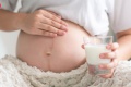 นมสำหรับคนท้อง แม่ท้องควรดื่มนมอะไรถึงจะดีต่อพัฒนาการลูกในท้ ...