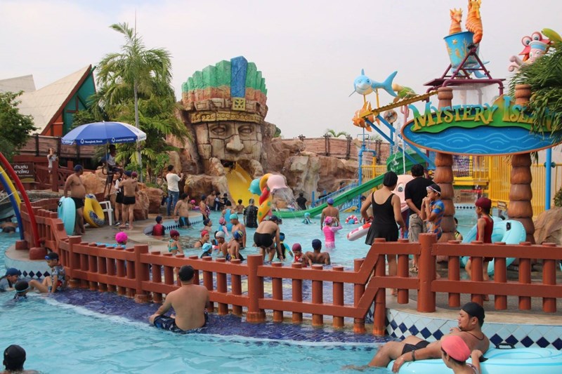 ที่เที่ยวสำหรับเด็ก-แหล่งเรียนรู้สำหรับเด็ก-สวนน้ำ-สวนสนุก-The Mall-เดอะมอลล์บางกะปิ-Fantasia Lagoon