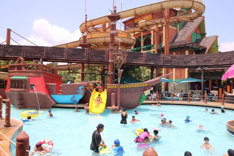 ที่เที่ยวสำหรับเด็ก-แหล่งเรียนรู้สำหรับเด็ก-สวนน้ำ-สวนสนุก-The Mall-เดอะมอลล์บางแค-Fantasia Lagoon-โจรสลัด