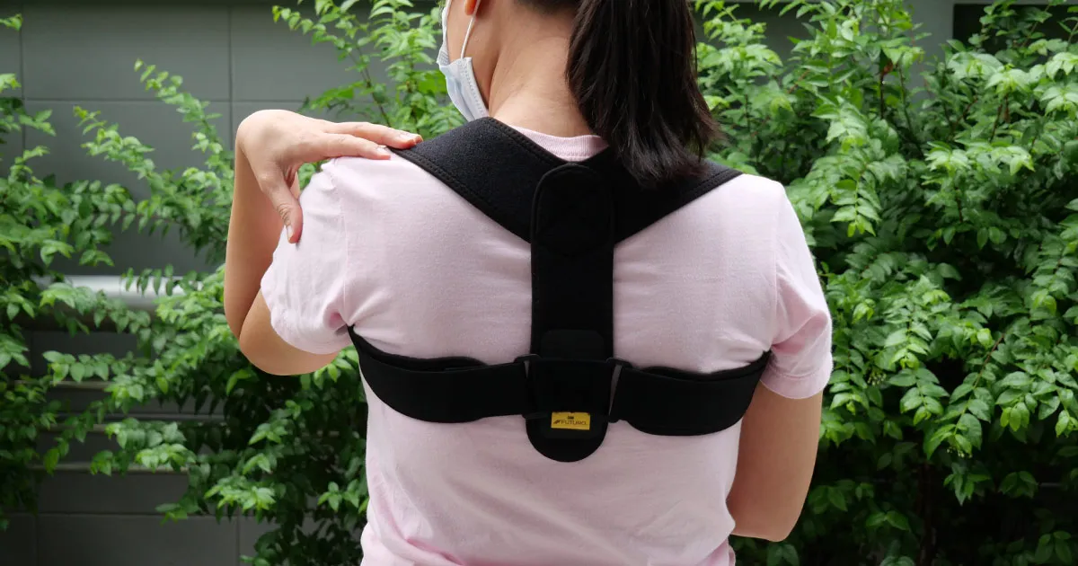 รีวิว Futuro™ Posture Adjustable Corrector-Futuro™ Posture Adjustable Corrector-ไอเทมแม่ท้อง-แม่ท้องปวดหลัง-อาการปวดหลังของแม่ท้อง-ปวดหลังหลังคลอด-อุปกรณ์พยุงหลัง-อุปกรณ์แก้ปวดหลัง-สายรัดแม่ท้อง