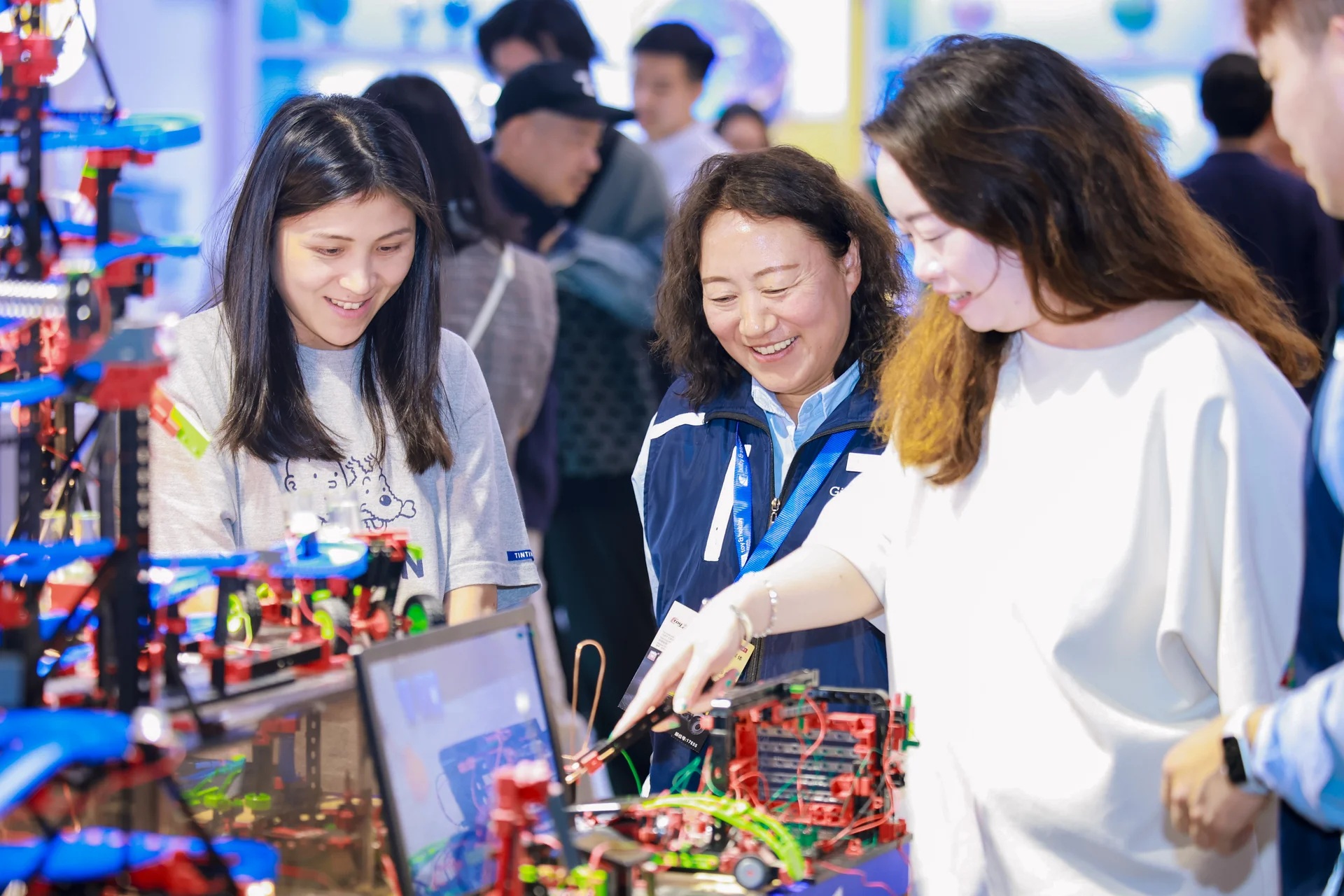 ขายของเล่นเด็ก, ของเล่นเสริมพัฒนาการ, Toy & Hobby China Baby & Stroller China 2026, Licensing China 2026, งานแสดงสินค้าเด็ก, ของเล่น AI, ของเล่นทันสมัย, งานแสดงสินค้าเด็ก เซิ่นเจิ้น, นวัตกรรมของเล่นเด็ก