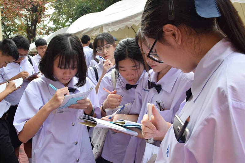 เเนะนำโรงเรียน, โรงเรียน, โรงเรียนประถม, โรงเรียนมัธยม, โรงเรียนสาธิตมหาวิทยาลัยราชภัฏสวนสุนันทา, สาธิตราชภัฏสวนสุนันทา