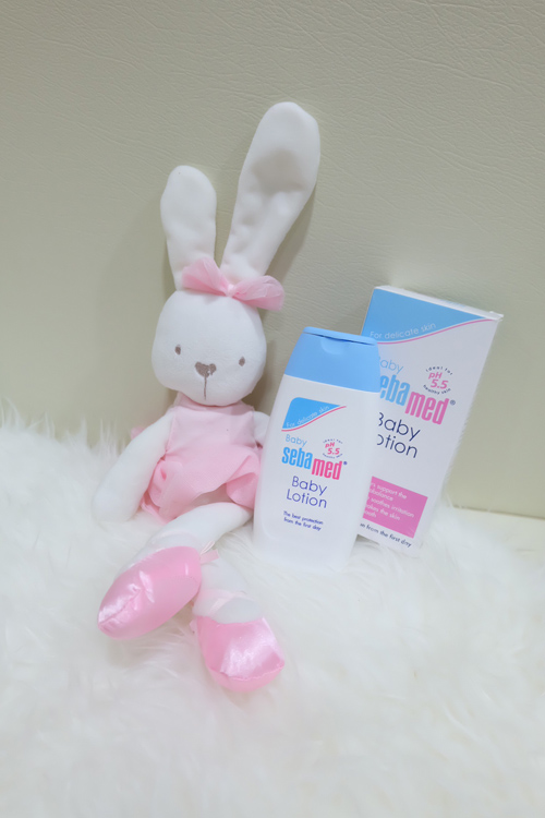 Sebamed Baby Lotion, รีวิวโลชั่น, รีวิว sebamed, baby lotion, เบบี้โลชั่น, ผด ร้อน, ผด ผื่น ร้อน, ผด ร้อน วิธี รักษา, ผด ร้อน ขึ้น หน้า, ผด เหงื่อ, ผด ร้อน ขึ้น ตาม ตัว, ผด ร้อน รักษา, วิธี รักษา ผด ร้อน, ผด ร้อน ที่ หน้า, วิธี แก้ ผด ร้อน, ผด ร้อน รักษา, ผด ร้อน ขึ้น ตาม ตัว, ผื่น คัน, ผด ผื่น, ผด, ผื่น, ผื่น แดง, ผด ร้อน, ผื่น คัน เกา แล้ว ลาม, ผื่น แดง คัน, ผื่น แดง เป็น ปื้น คัน, ตุ่ม คัน, ผื่น ขึ้น ตาม ตัว, ผื่น แดง ขึ้น ตาม ตัว, ผื่น แพ้, เป็น ผื่น คัน, ผื่น แพ้ ยา, ผื่น คัน ตาม ตัว, เป็น ผื่น แดง, ผื่น คัน ที่ ขา, ตุ่ม แดง คัน ที่ ขา, ผื่น แพ้ อากาศ, ตุ่ม แดง ขึ้น ตาม ตัว, ผื่น ขึ้น, ผื่น แพ้ ผิวหนัง, ผื่น คัน แพ้ อากาศ, ครีม แก้ แพ้, ผื่น คัน ขึ้น ตาม ตัว, อาการ ผื่น คัน, ตุ่ม คัน ขึ้น ตาม ตัว, คัน ตาม ตัว มี ผื่น ขึ้น, เป็น ผื่น, ตุ่ม แดง ขึ้น ตาม ตัว คัน, ผื่น ขึ้น หลัง, มี ผื่น แดง ขึ้น ตาม ตัว, มี ผื่น แดง ขึ้น ตาม ตัว คัน, ผื่น ขึ้น แขน, ผื่น แดง ตาม ตัว, ผด ผื่น คัน, เป็น ผื่น ที่ คอ, มี ตุ่ม ขึ้น ตาม ตัว คัน, ผื่น คัน ที่ คอ, เป็น ผื่น ที่ แขน, ตุ่ม แดง คัน ขึ้น ตาม ตัว, ยา ทา ผื่น ผ้าอ้อม, ผื่น แดง ที่ คอ, ผื่น ขึ้น คอ, มี ผื่น ขึ้น ตาม ตัว, มี ตุ่ม แดง ขึ้น ตาม ตัว, ผด ผื่น ร้อน, ผื่น ขึ้น ตาม ตัว คัน, ครีม ทา ผื่น ผ้าอ้อม, เป็น ผื่น คัน ที่ ขา, ตุ่ม แพ้, เป็น ผื่น แดง คัน, แก้ ผื่น คัน, ผื่น คัน ที่ แขน, ผื่น ขึ้น ขา, เป็น ผื่น คัน ตาม ตัว, ผื่น ขึ้น ทั้ง ตัว, ผื่น แดง คัน ขึ้น ตาม ตัว, ผด ผื่น ตาม ตัว, ผื่น แดง ที่ แขน, อาการ คัน ตาม ตัว ผื่น แดง, ผื่น คัน ทั้ง ตัว, ผื่น ที่ คอ, ตุ่ม คัน ตาม ตัว, คัน เป็น ผื่น แดง, แพ้ อากาศ คัน, เป็น ผื่น คัน ทั้ง ตัว, เป็น ผื่น แดง ตาม ตัว, ผื่น คัน แดง, อาการ ผื่น แดง, เป็น ตุ่ม คัน ตาม ตัว, ผื่น ขึ้น ตัว, มี ตุ่ม คัน ขึ้น ตาม ตัว, คัน ตาม ตัว ไม่มี ผื่น, คัน เป็น ผื่น, ผื่น แดง คัน ตาม ตัว, ตุ่ม ผื่น คัน, ครีม ทา แก้ แพ้, ผื่น คัน เกิด จาก, มี ตุ่ม แดง ขึ้น ตาม ตัว คัน, มี ผื่น ขึ้น ที่ ขา, คัน ผิวหนัง ไม่มี ผื่น, รักษา ผื่น คัน, ผื่น แดง คัน ที่ ขา, ผด เหงื่อ, คัน ผื่น แดง, ยา รักษา ผื่น คัน, ผื่น คัน เกา แล้ว ลาม รักษา, ตุ่ม ภูมิแพ้, ยา ทา ผื่น เด็ก, ผด ผื่น ขึ้น ตาม ตัว, ผื่น ขึ้น ที่ แขน, ผื่น ผิวหนัง, เป็น ผื่น ตาม ตัว, โรค ผื่น คัน, เป็น ผื่น คัน ที่ แขน, ผด ขึ้น ตาม ตัว, เป็น ผื่น คัน ที่ คอ, ตุ่ม คัน ที่ แขน, โลชั่นเด็ก ยี่ห้อ ไหน ดี , Sebamed Baby Lotion รีวิว, Sebamed Baby Lotion พันทิป, Sebamed Baby Lotion รีวิว พันทิป, โลชั่นเด็ก ยี่ห้อ อะไร ดี , Sebamed Baby Lotion ราคา, Sebamed Baby Lotion ราคาถูก, Sebamed Baby Lotion ซื้อ, Sebamed Baby Lotion ซื้อ ที่ไหน, โลชั่นเด็ก อะไร ดี