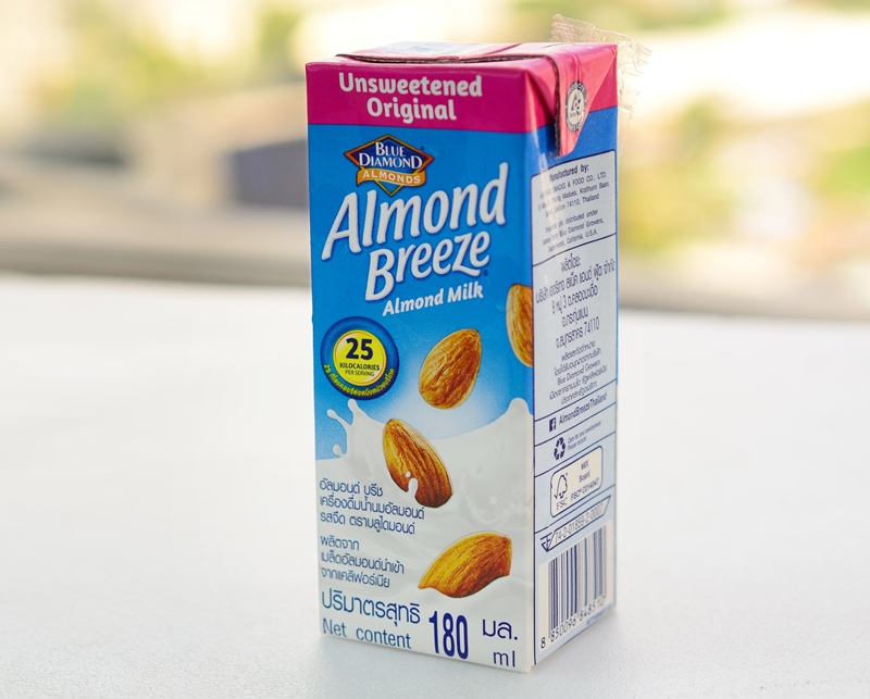 นมอัลมอนด์-นมกล่อง-นม UHT-นมคนรักสุขภาพ