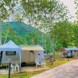 พาลูกเที่ยว Natural Camp นอนรถบ้าน ตั้งแคมป์กินปิ้งย่าง เรีย ... Image 4